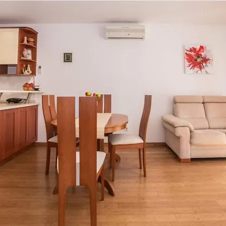 K&k Apartamento Poreč